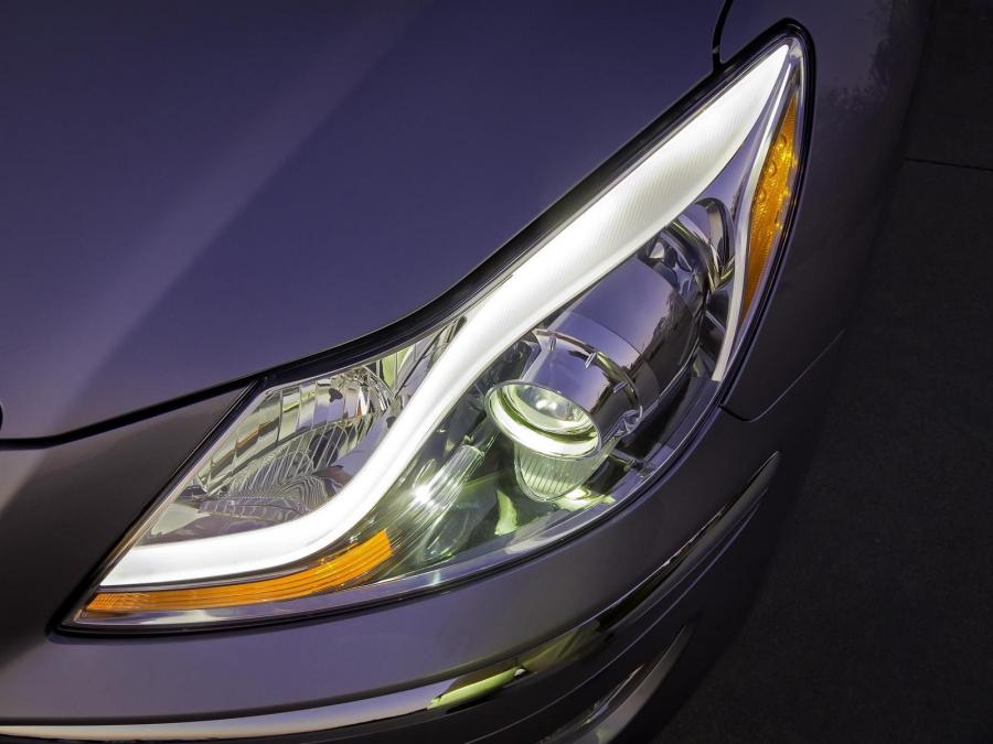  Hyundai Genesis 2012 года  (фото 56 из 73)